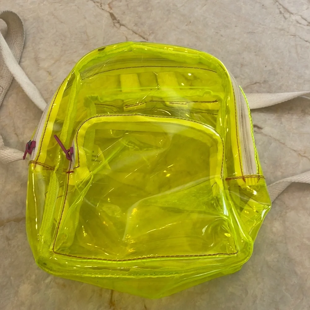 small backpack - Picture 1 of 4